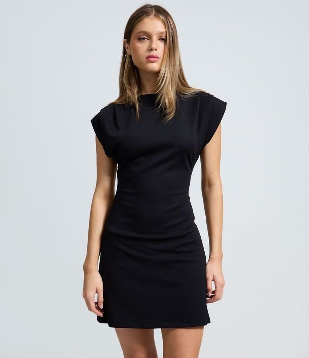Vestido Corto en Punto Roma con Hombro Drapeado 2