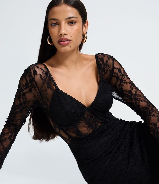 Vestido New Midi en Encaje con Transparencia 3