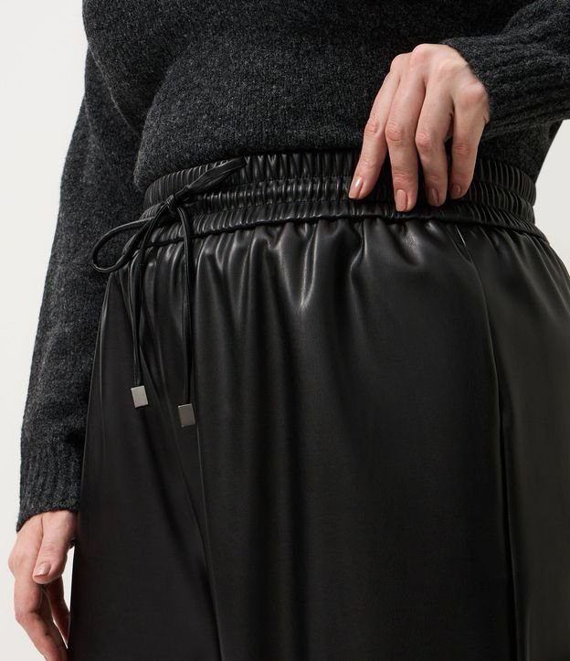 Pantalón PU Wide con Cintura Elástica Curve & Plus Size 3