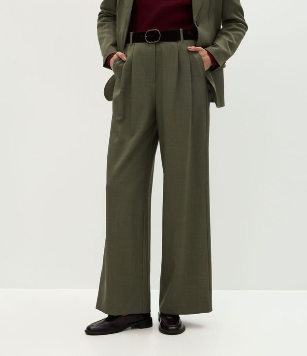 Pantalón Wide Leg Sastrería con Cinturón en Gamuza 3