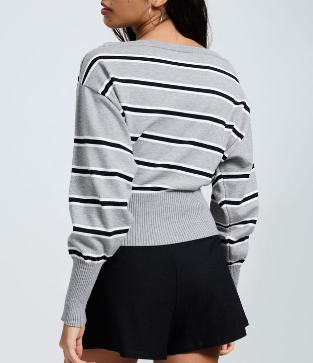 Blusa en Tricot a Rayas con Mangas Largas 4