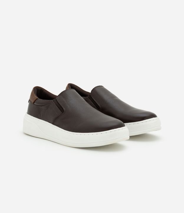Championes Slip On en Cuero con Recortes 2