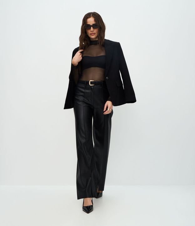 Blusa en Tule con Transparencia y Cuello Alto 2