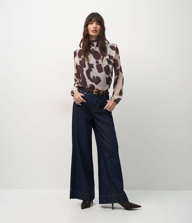 Blusa Manga Larga Animal Print con Cuello Alto 2