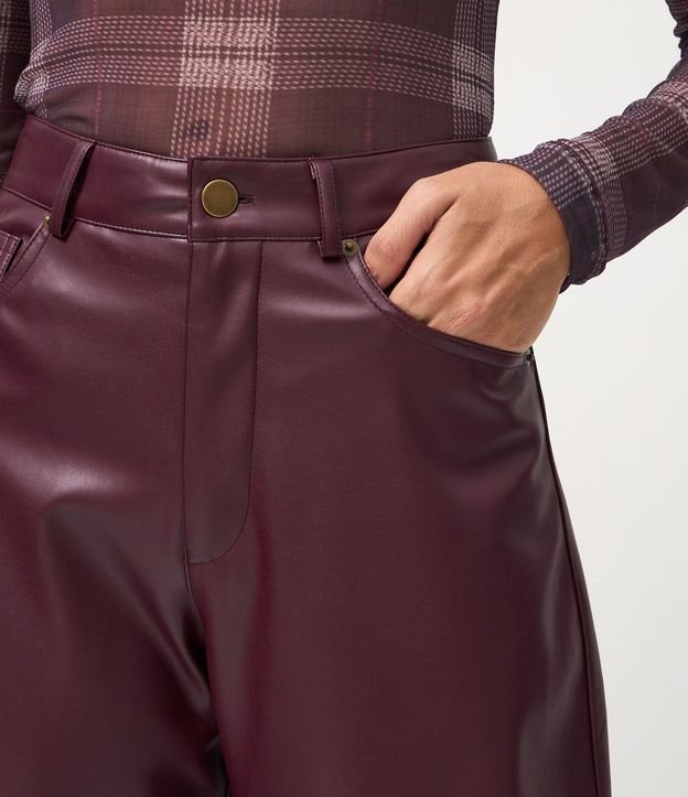 Pantalón Barrel en PU con Cintura Alta 4