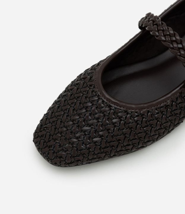 Zapatilla Metalizada con Textura Trenzada y Tira con Hebilla 6