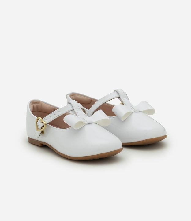 Zapatilla Infantil con Moña Aplicada – Talle 20 a 25