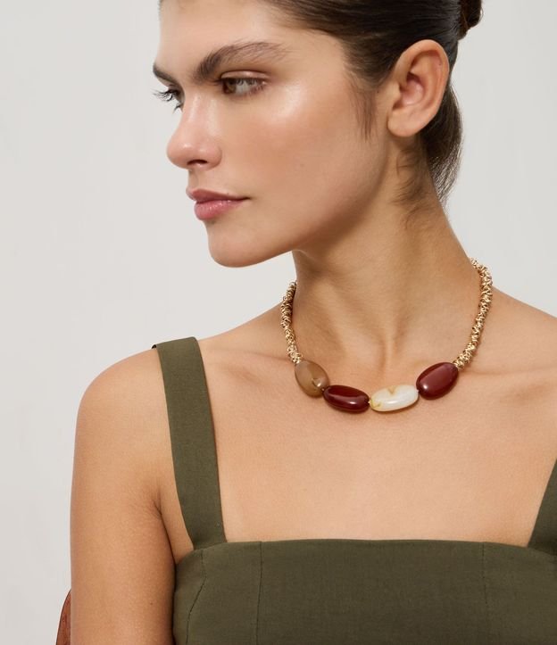 Collar Corto con Beads Ovales de Resina