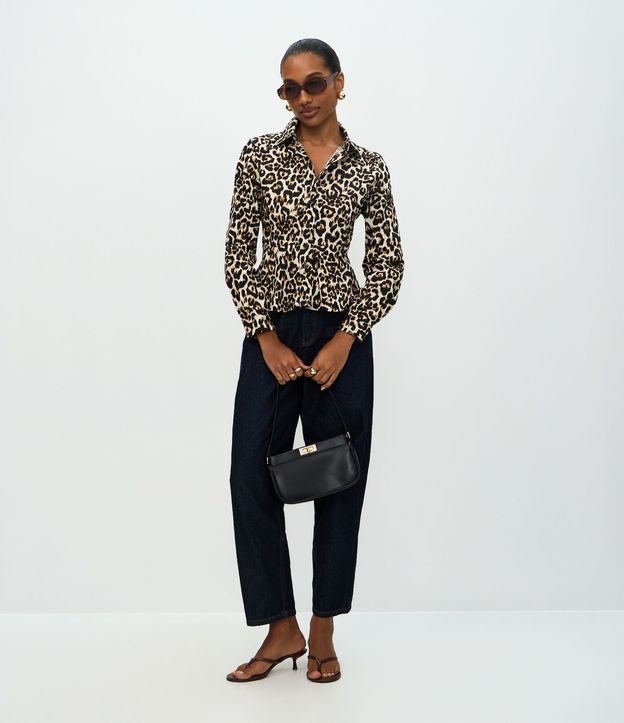 Camisa en Tricolina con Estampado Animal Print 2