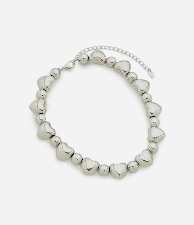 Collar Corto Corazones Bold en Metal