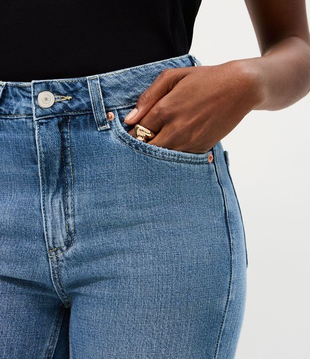 Pantalón Recto Cropped en Jeans con Cintura Alta 4