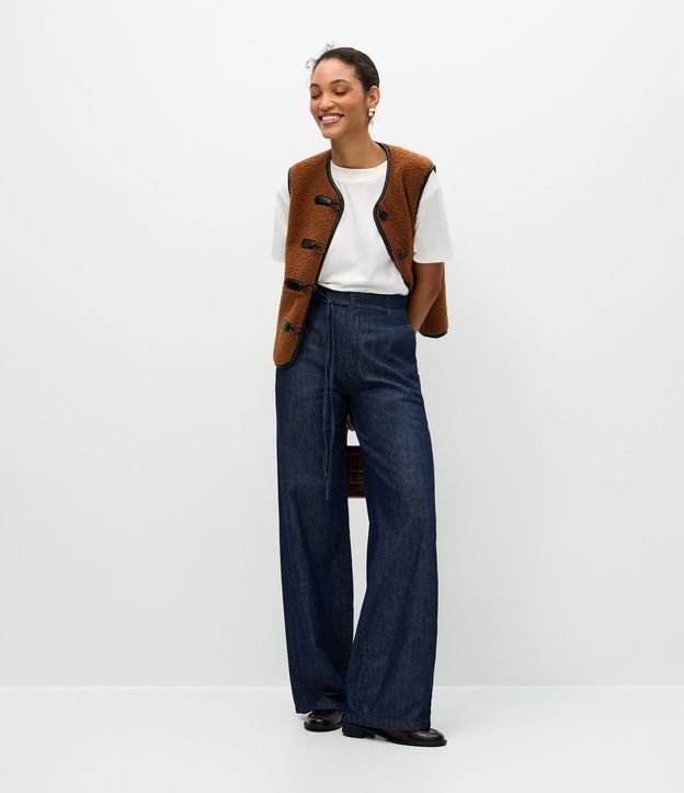 Pantalón Wide en Jeans con Cinturón y Cintura Alta 1