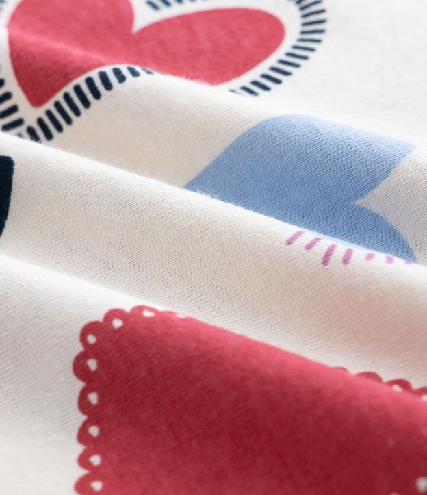 Remera Infantil Boxy en Algodón con Estampa de Corazones – Talle 5 a 14 años 4