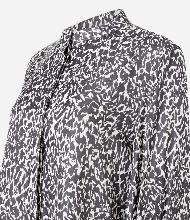 Camisa Satinada con Manga Abullonada 6