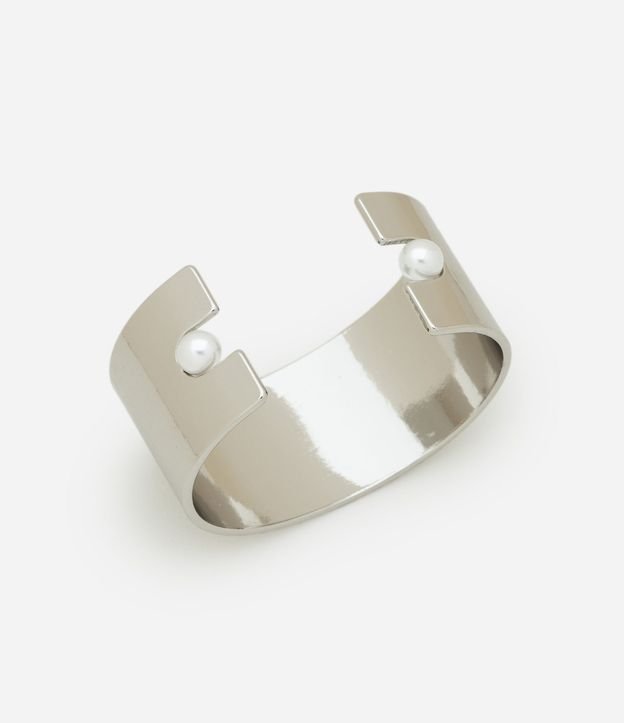 Pulsera Estructurada con Abertura y Detalle de Perla 2