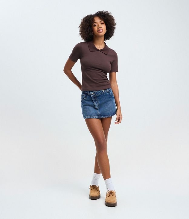 Blusa Básica Manga Corta con Cuello Polo 2