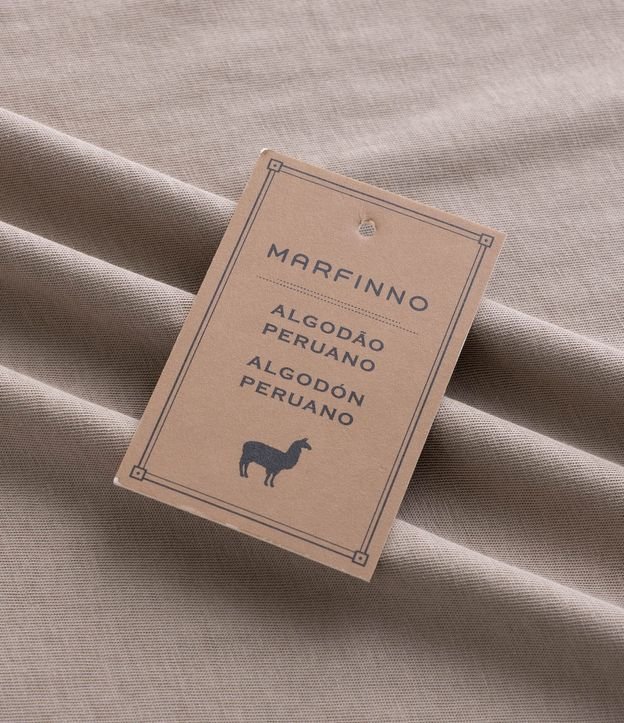 Remera Slim Básica en Algodón Peruano con Cuello Redondo 4