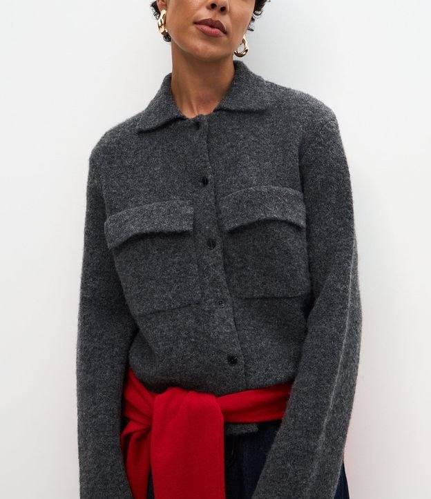 Campera Regular en Punto con Bolsillos Aplicados 4