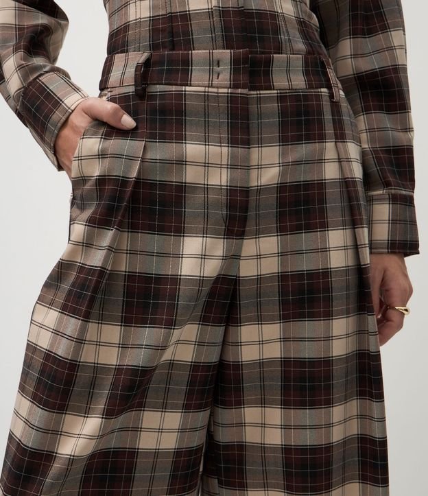 Pantalón Wide Leg Sastre con Estampa de Cuadros 4