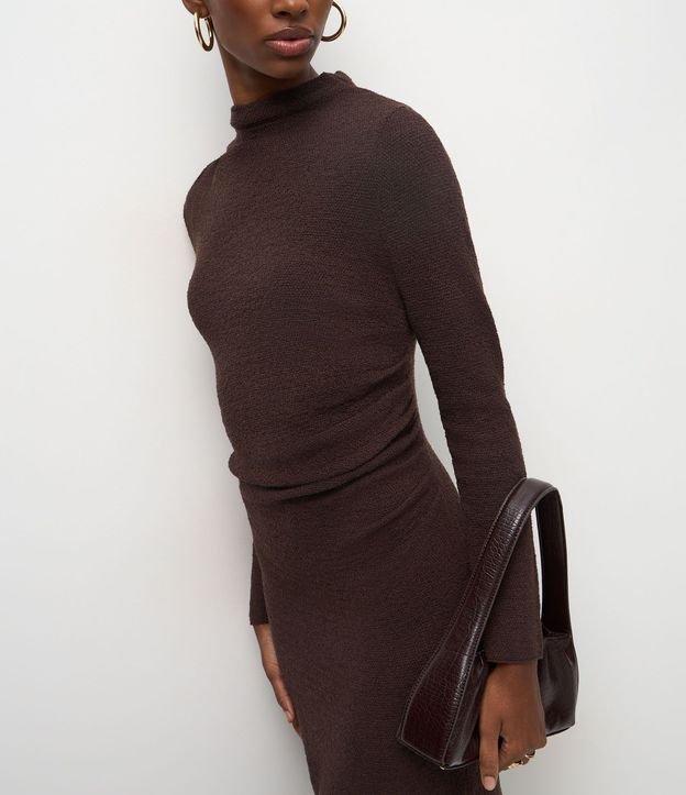Vestido Midi en Tejido de Punto con Fruncido Lateral 6