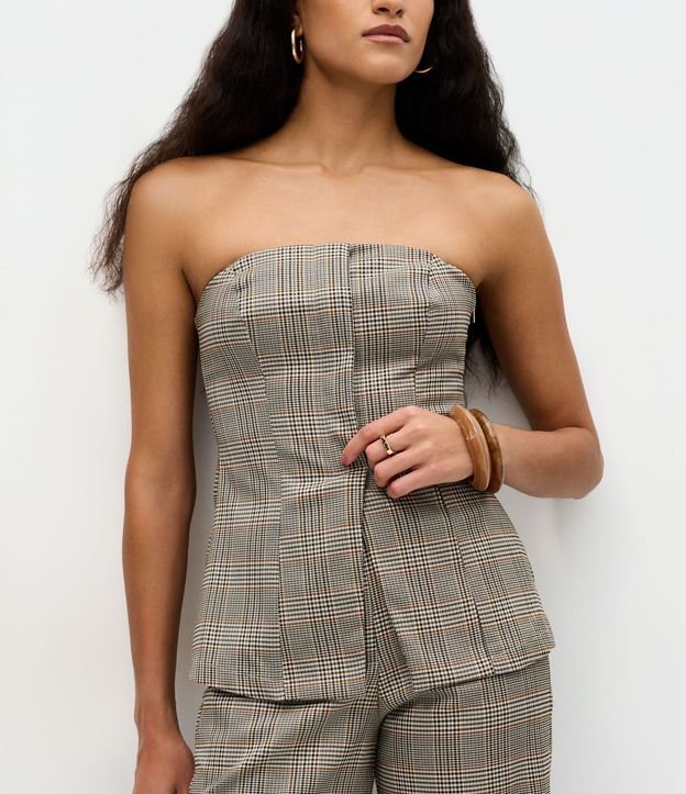 Blusa Sin Breteles Sastre con Estampa de Cuadros 4