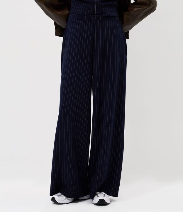 Pantalón Raya de Tiza en Microfibra 2