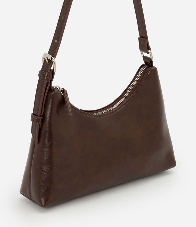 Cartera Baguette Pequeña en PU con Asa Ajustable 1