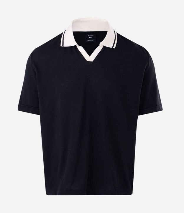 Remera Boxy en Crepé con Cuello Polo Contrastante 4