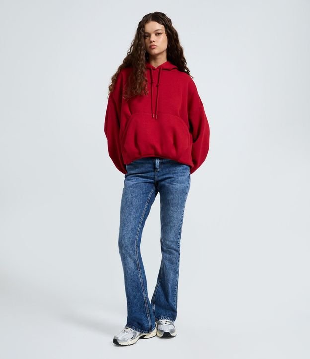 Pantalón Flare en Jeans con Cintura Mediana Five Pockets