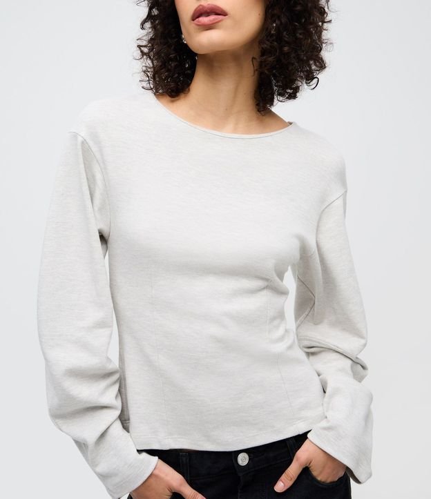 Blusa Regular con Manga Larga Amplia 3
