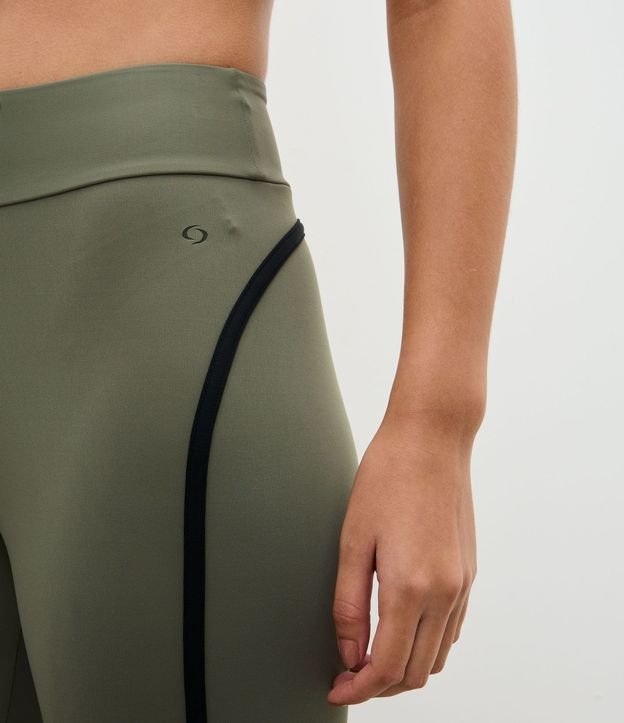 Pantalón Legging en Microfibra con Detalle Contrastante 3