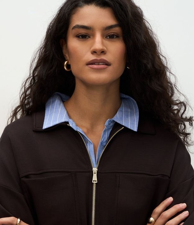 Campera Parka en Modal con Cremallera y Cordón Ajustable 3