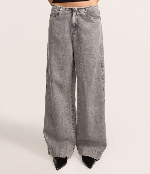 Pantalón Amplio de Tiro Bajo en Jeans con Bolsillos 2