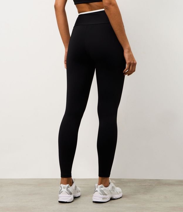 Pantalón Legging Deportiva con Cintura Traspasada y Bies Contrastante 5