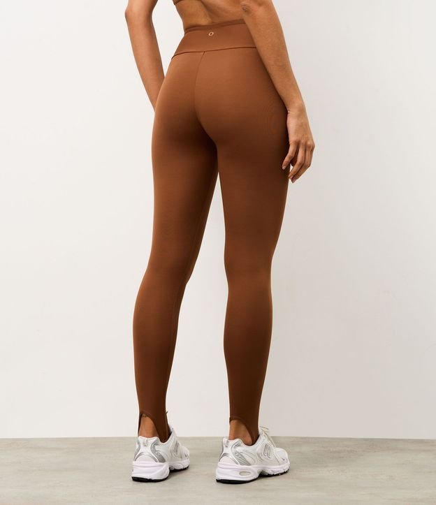 Pantalón Legging Deportiva en Microfibra con Pies 5