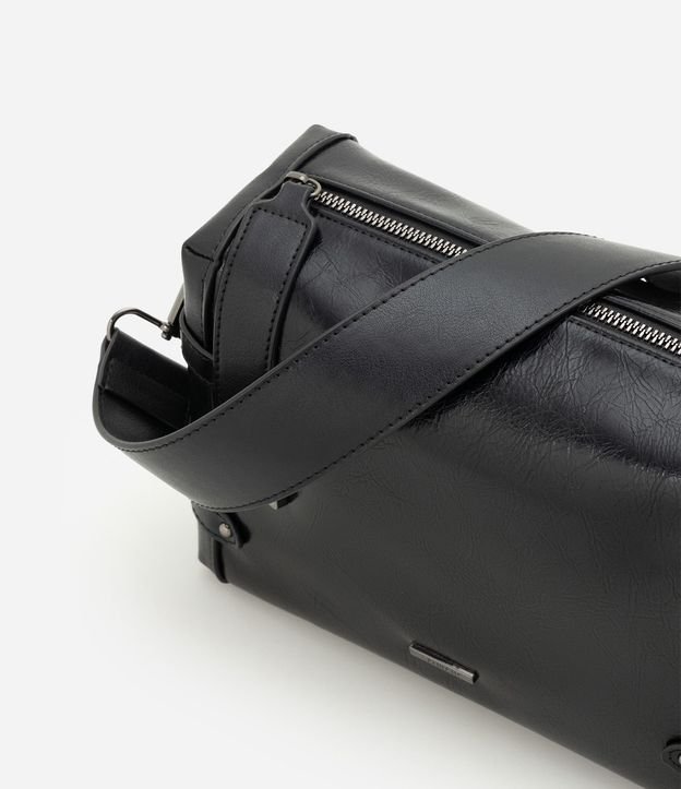 Cartera Shoulder Mediana en PU con Bretel Ancho 7