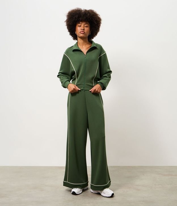 Campera Deportiva en Microfibra con Frisos Contrastantes 2