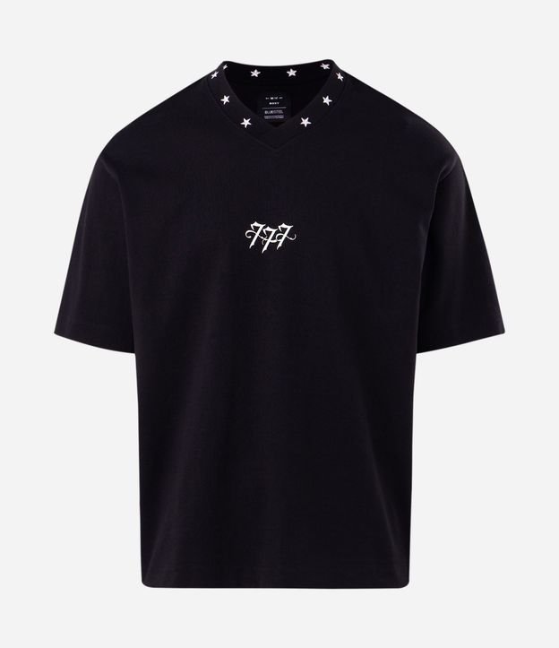 Remera Boxy Estrellas Bordadas en el Cuello 5