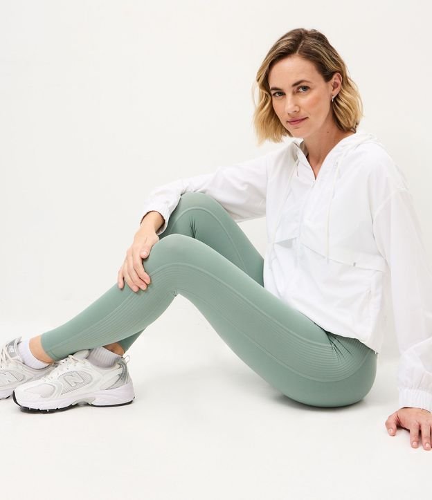 Pantalón Legging Deportiva en Microfibra con Cintura Canelada 3