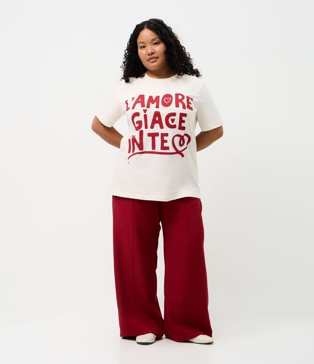 Remera Alargada con Estampa Lettering Curve & Plus Size 2