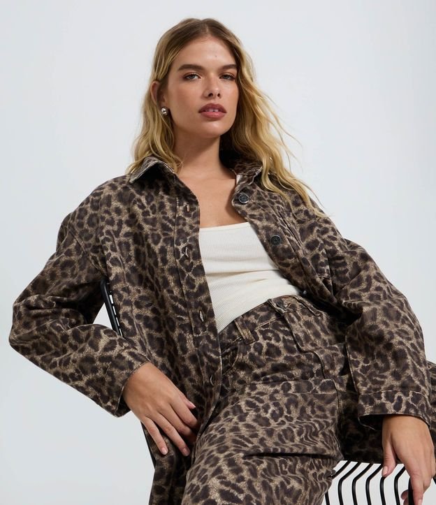 Camisa Oversized en Jeans con Estampa de Animal Print 2