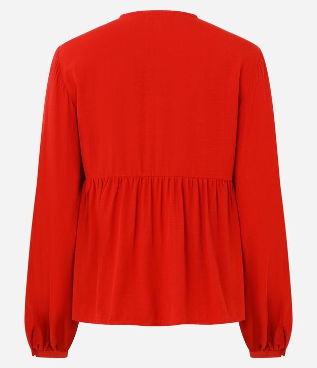 Blusa en Viscosa con Bordados y Aplicación de Botones Delicados 3