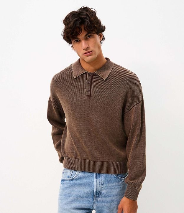 Suéter Punto Leve Marmorizado con Cuello Polo 5