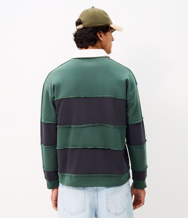 Remera Cuello Polo con Rayas y Lettering Bordado 5