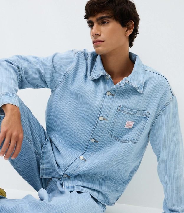 Camisa Boxy Manga Larga en Jeans Liso con Textura 4