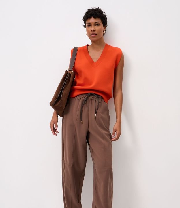 Pantalón Carrot con Cintura Elástica y Cinturón para Lazo 2
