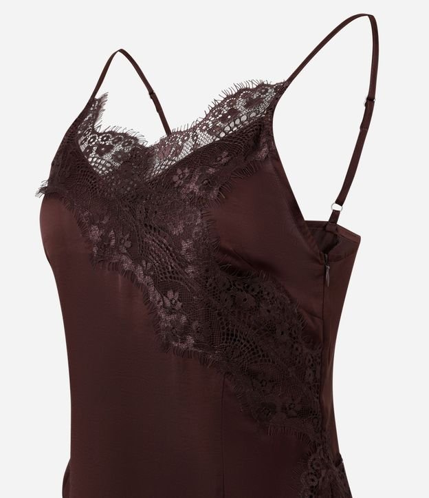 Vestido en Satén con Detalles en Encaje 6