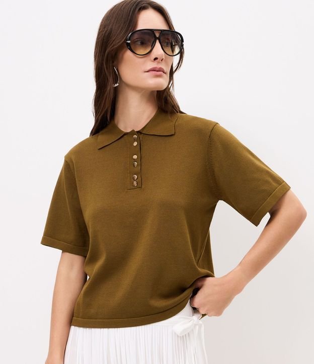 Blusa Corta en Punto con Abotonado Delantero