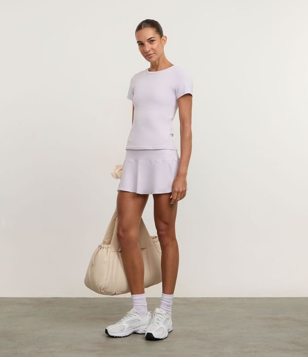 Remera Ajustada Deportiva en Microfibra 2