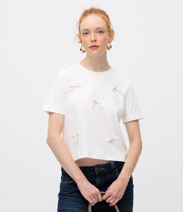 Blusa en Media Malla con Moñitas Aplicados